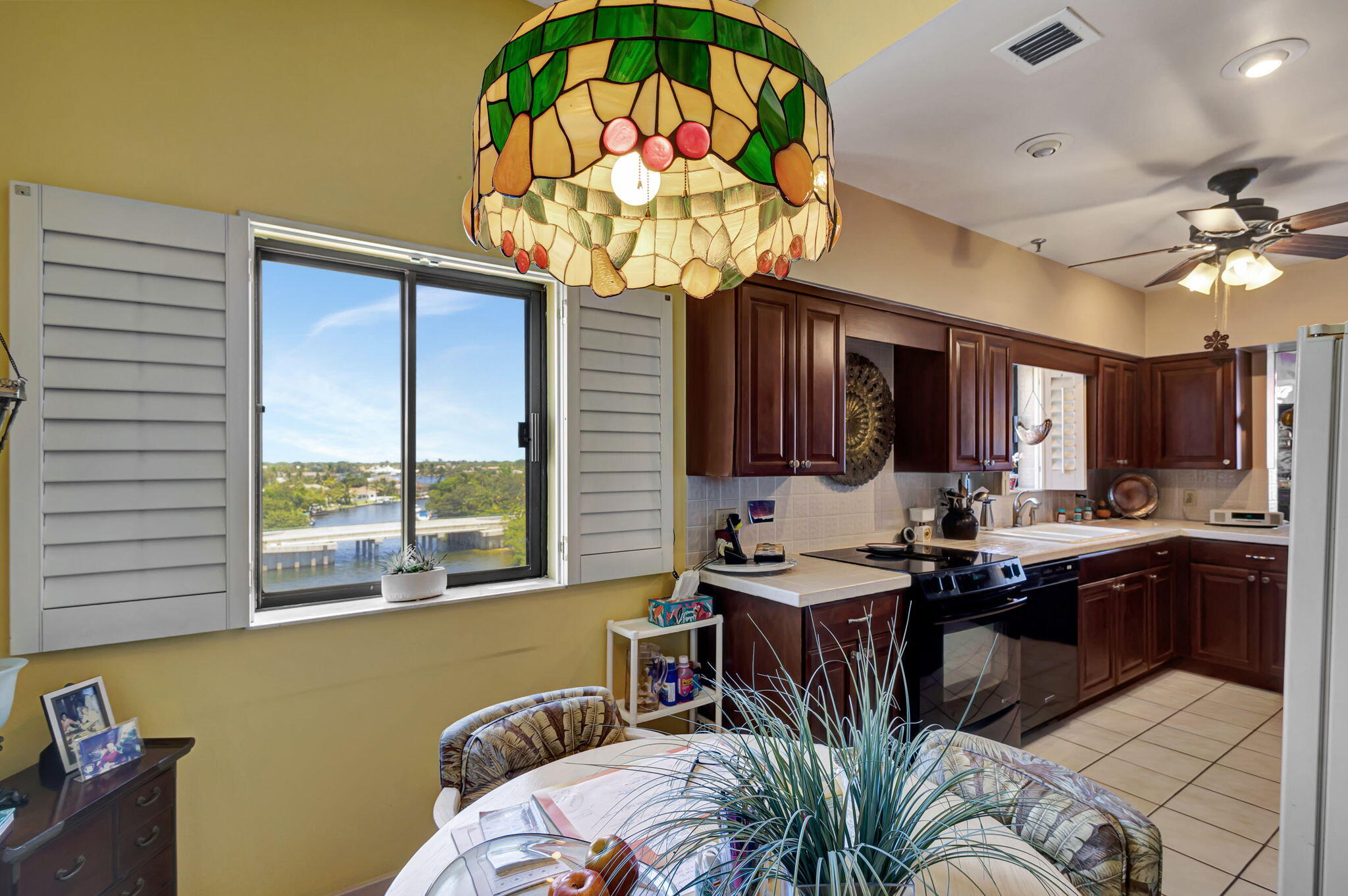 11390 Twelve Oaks Way 619