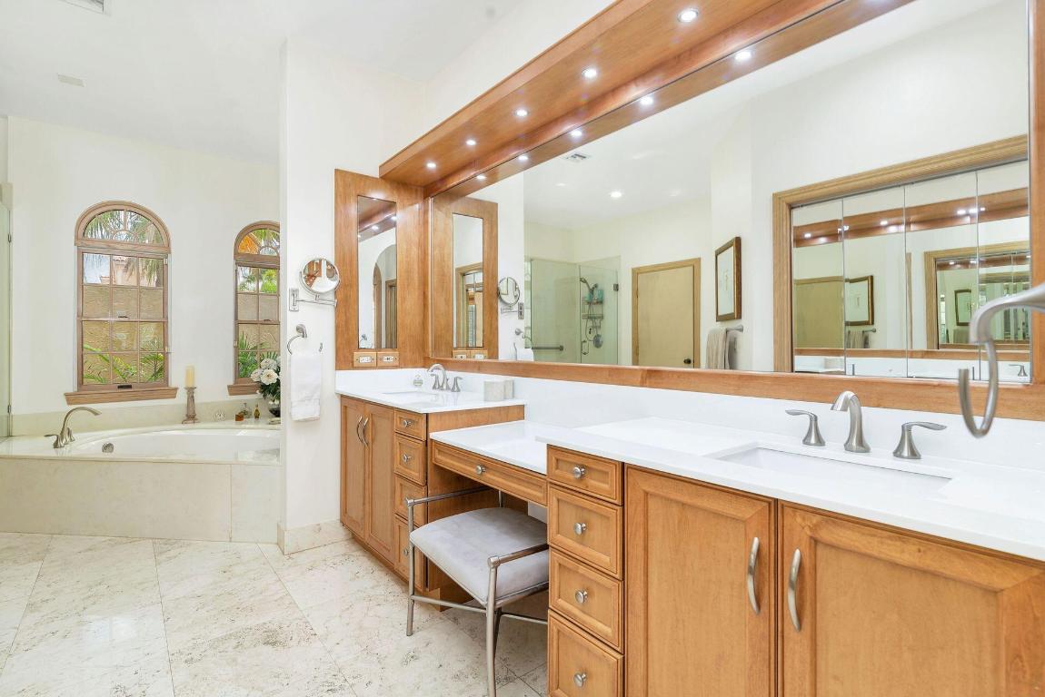 3330 Bridgegate Drive