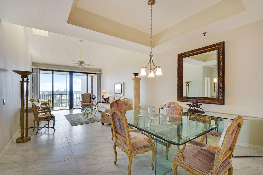 11370 Twelve Oaks Way 614