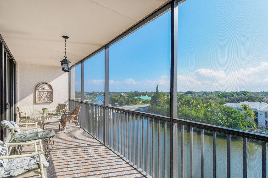 11370 Twelve Oaks Way 614