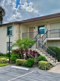 102 Pinecrest Circle C, Jupiter Unit: C
