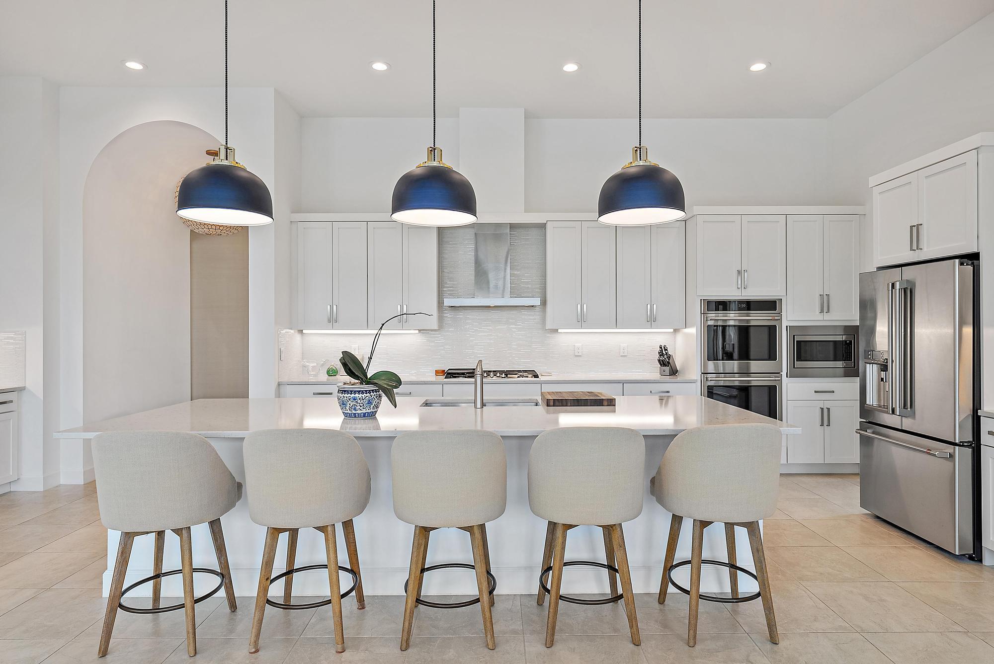 8270 SE Pennock Trail