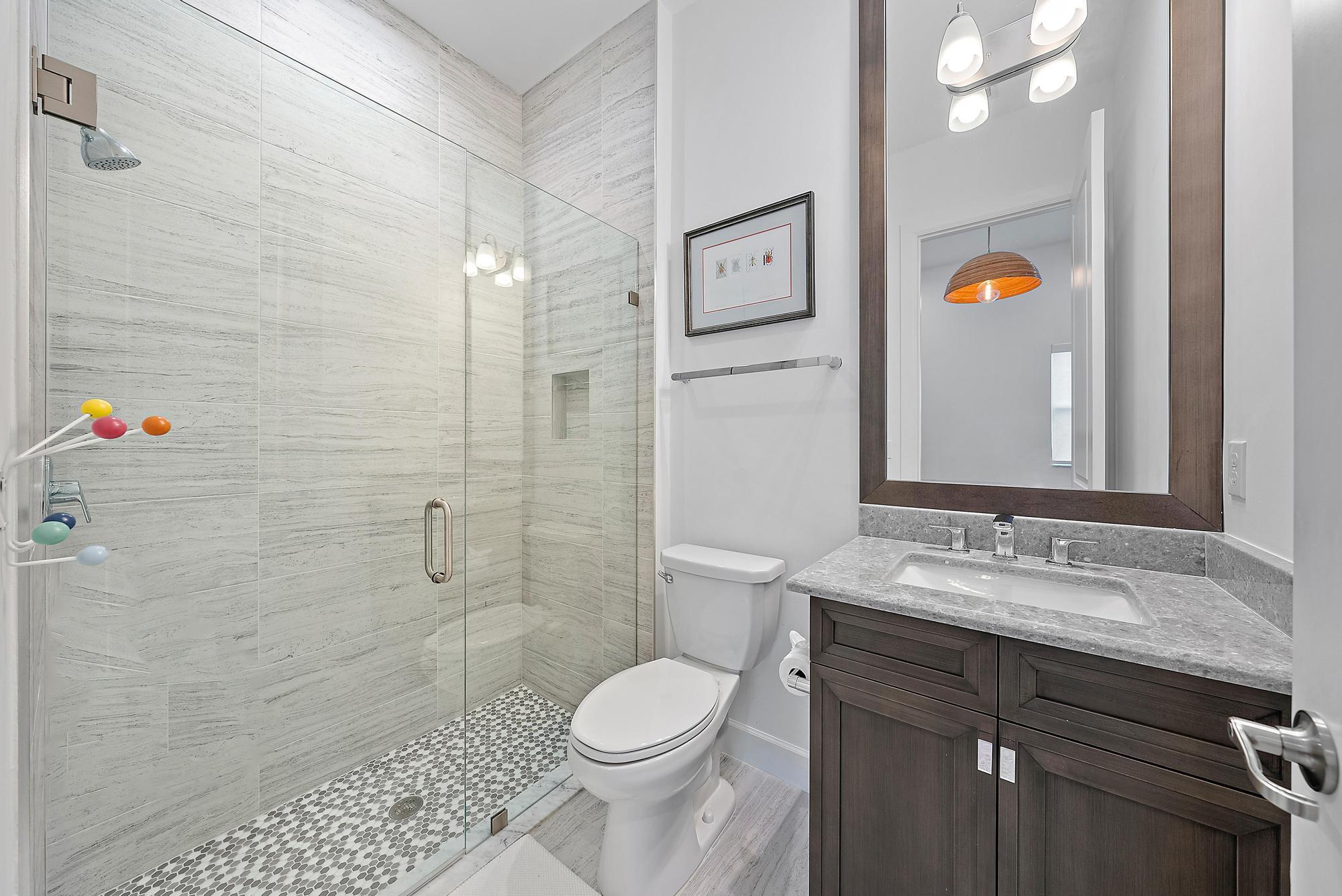 8270 SE Pennock Trail