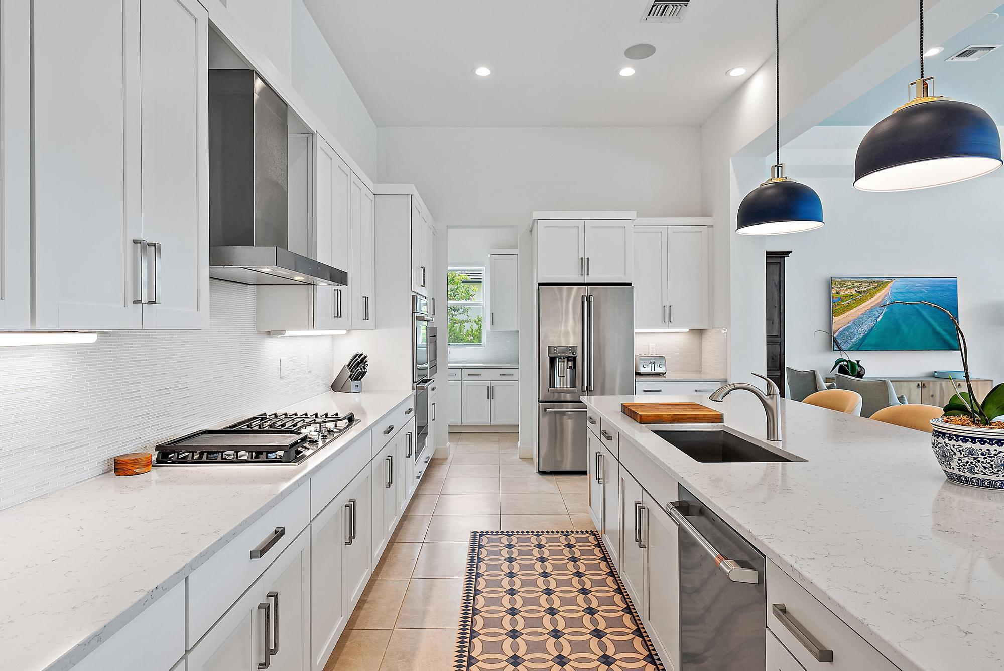 8270 SE Pennock Trail