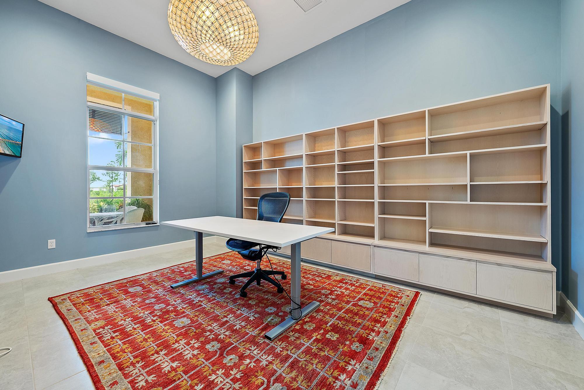 8270 SE Pennock Trail