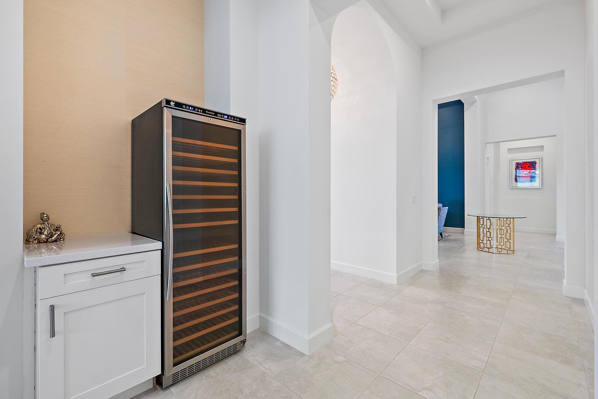 8270 SE Pennock Trail