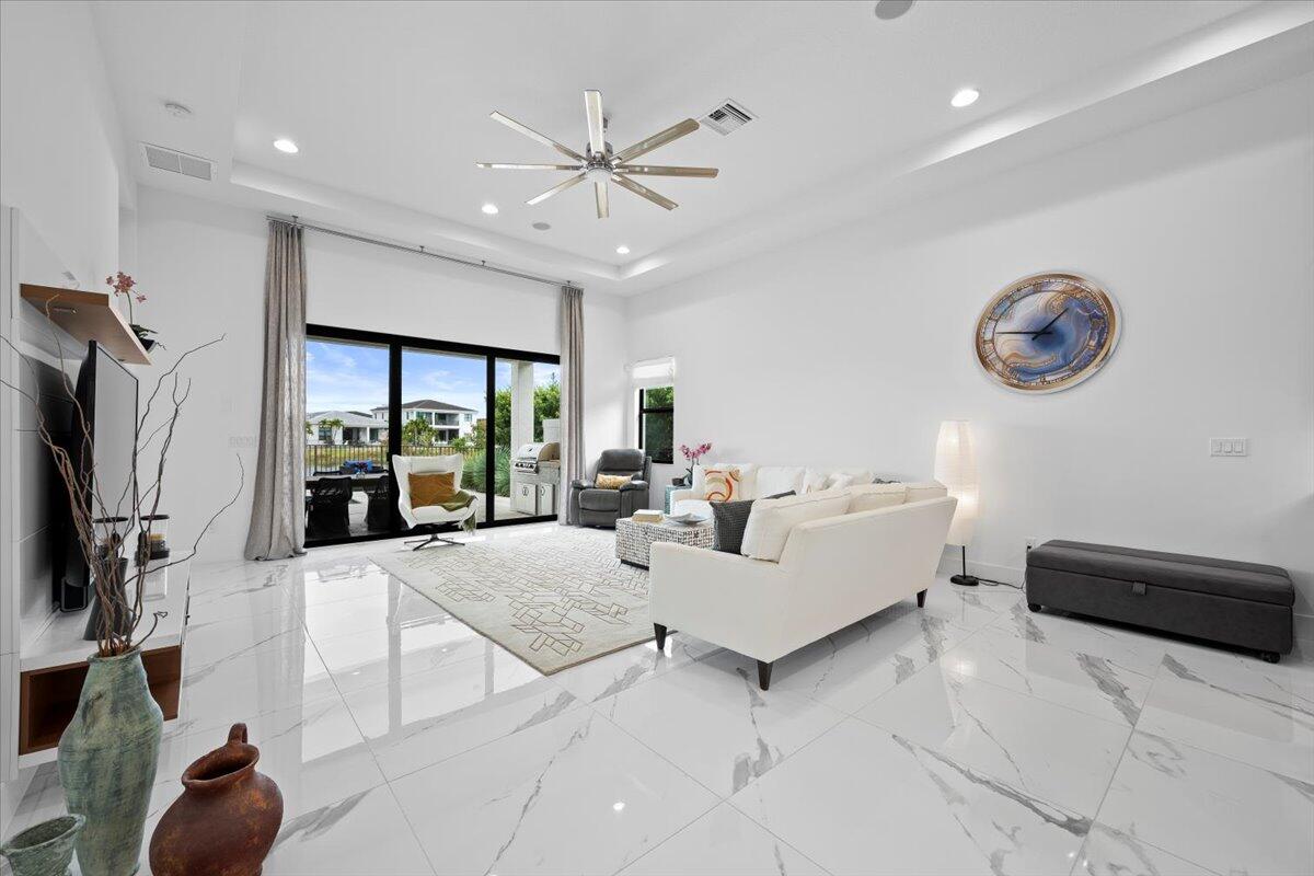13673 Artisan Circle