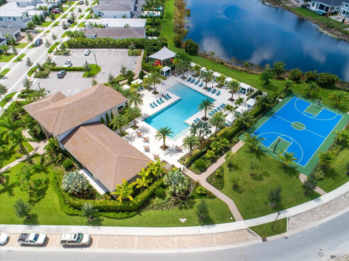 13673 Artisan Circle