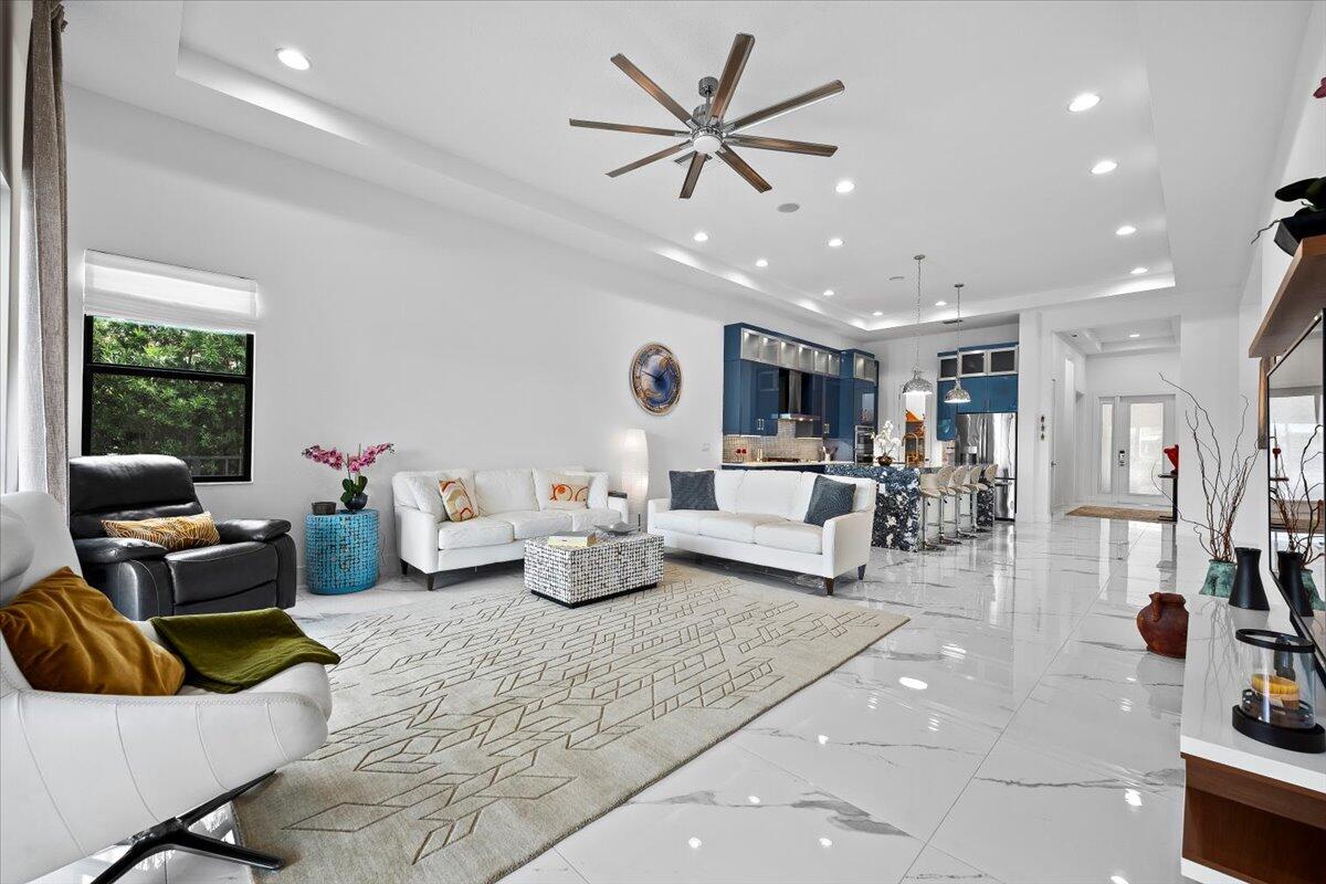 13673 Artisan Circle