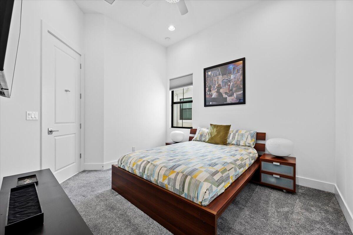 13673 Artisan Circle