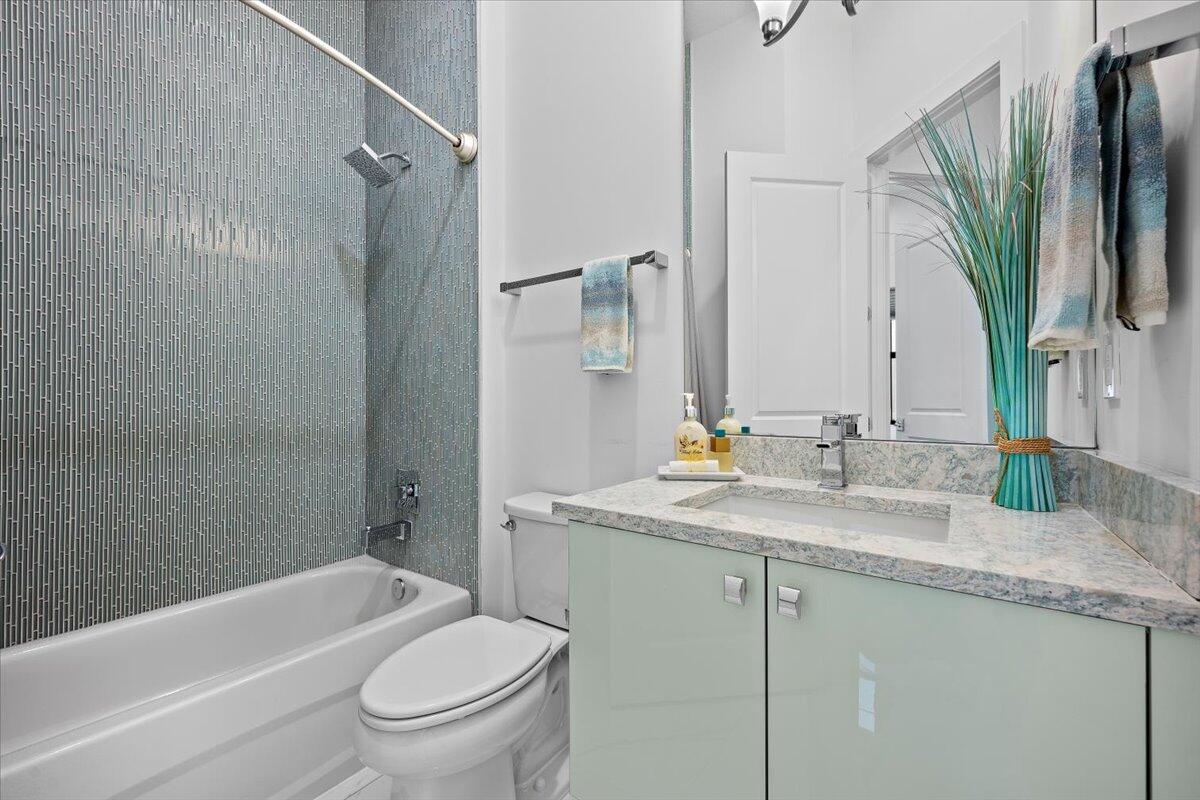 13673 Artisan Circle
