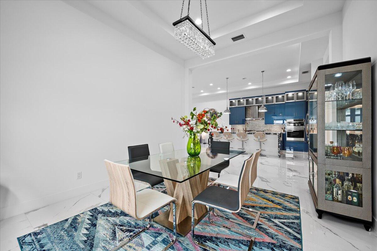 13673 Artisan Circle