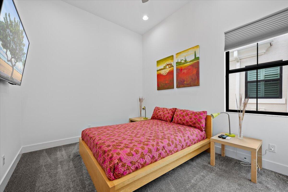 13673 Artisan Circle