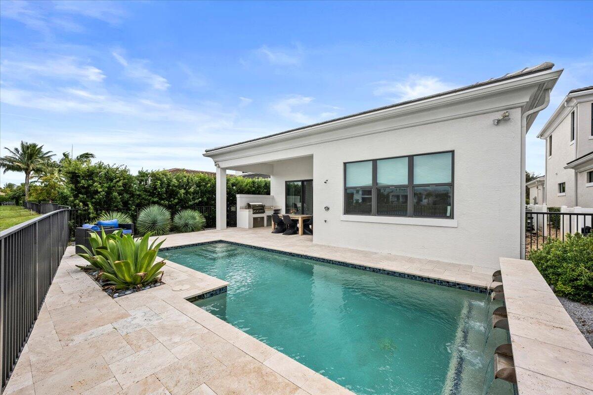 13673 Artisan Circle