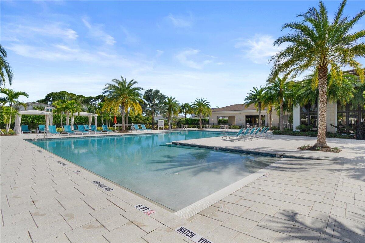 13673 Artisan Circle