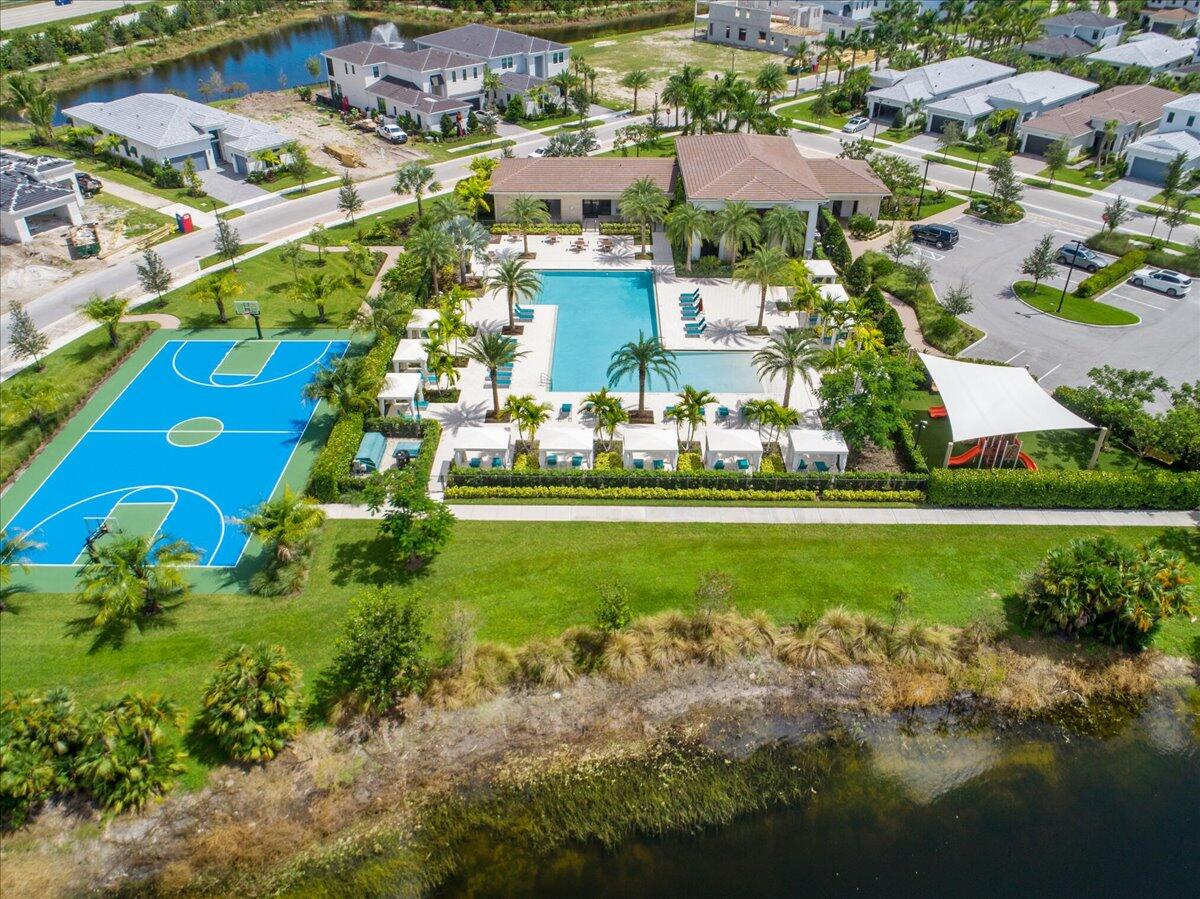 13673 Artisan Circle
