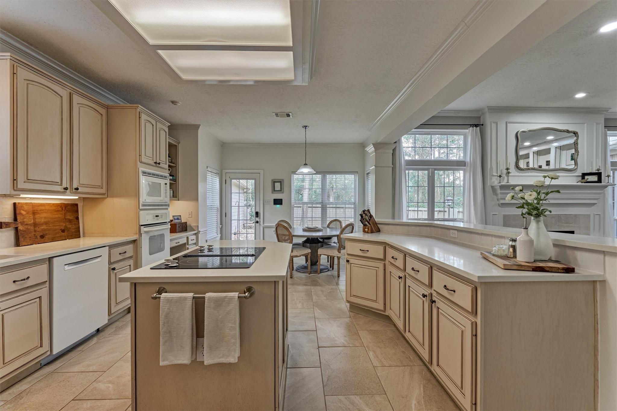 82 E Coldbrook Circle