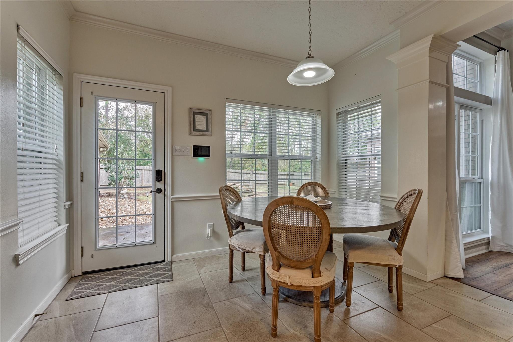 82 E Coldbrook Circle