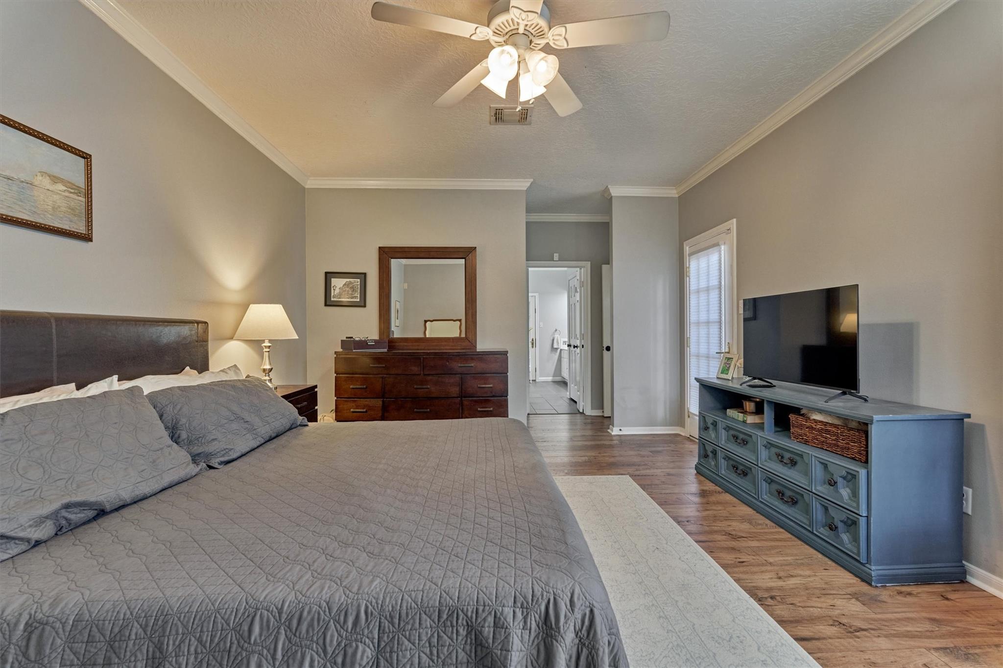 82 E Coldbrook Circle