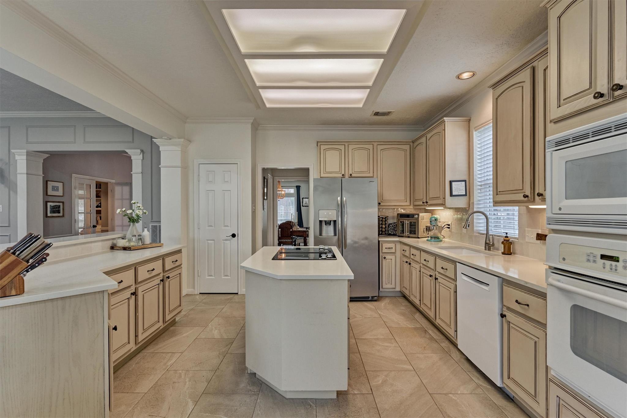 82 E Coldbrook Circle