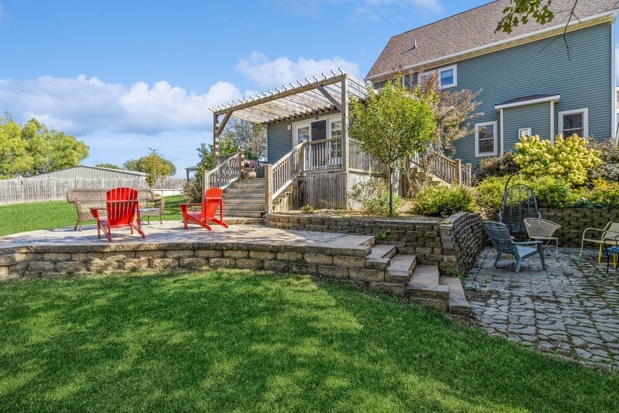 310 W Buchanan Street