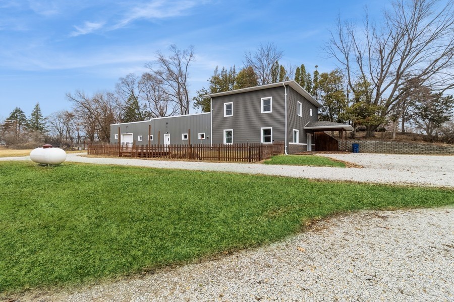 1813 Wiese Garden Road