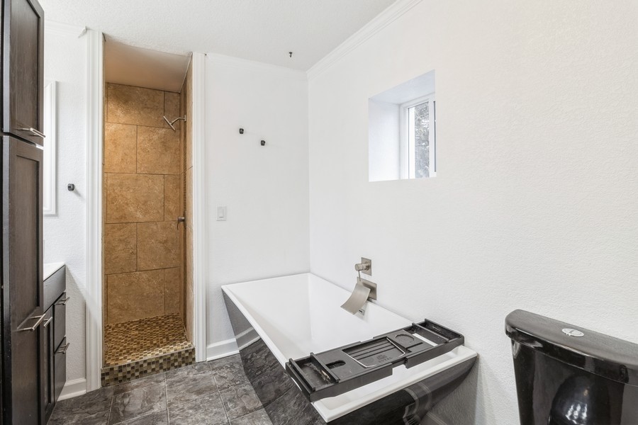 1813 Wiese Garden Road