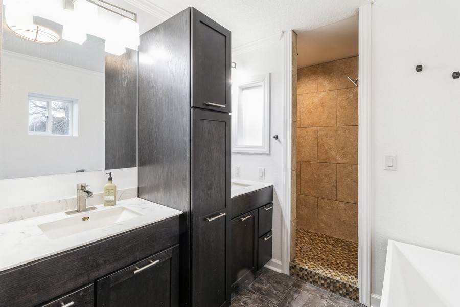 1813 Wiese Garden Road