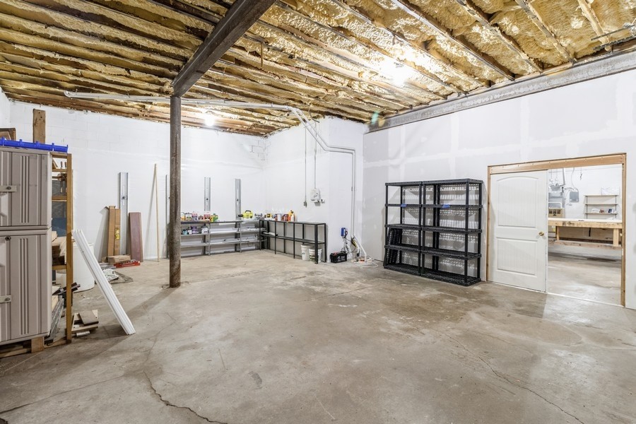 1813 Wiese Garden Road