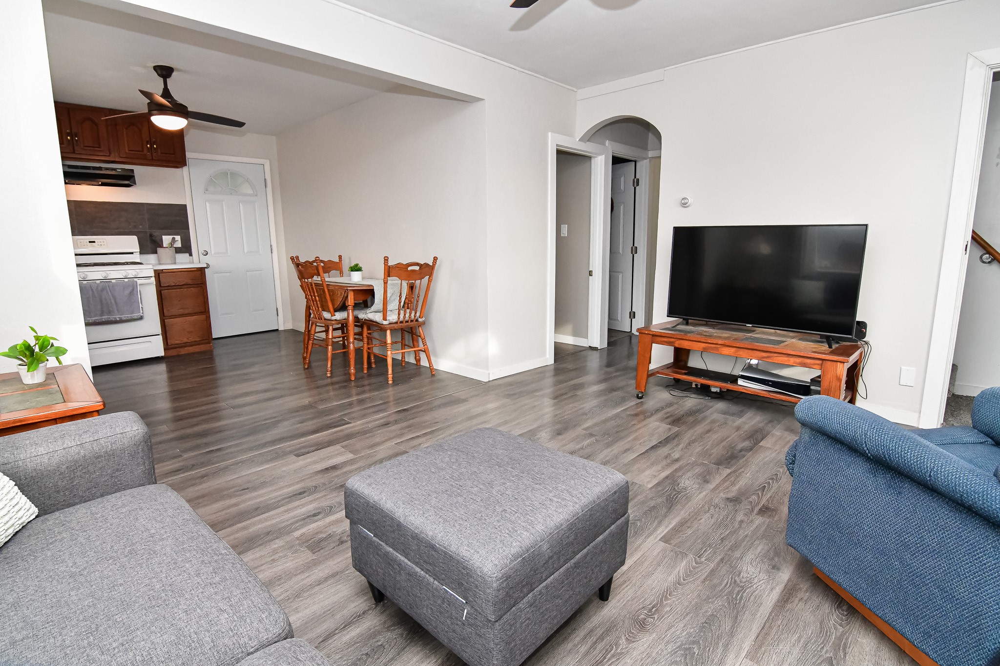 6352 N 95th Avenue W