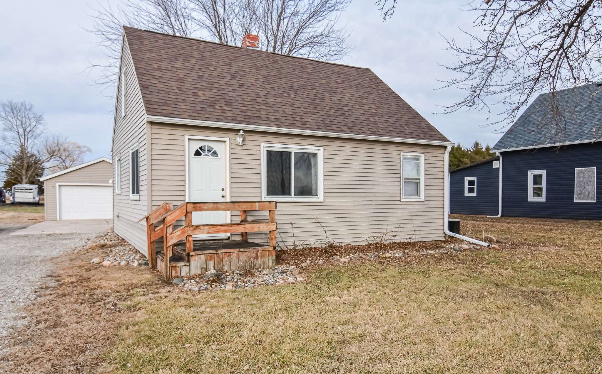 6352 N 95th Avenue W