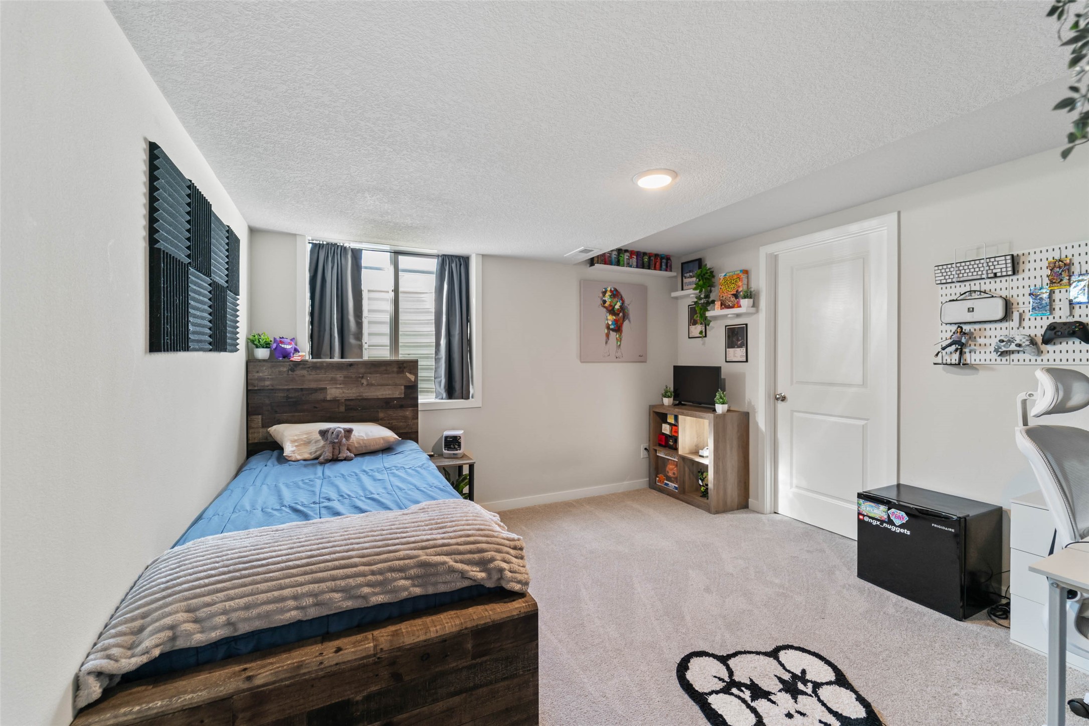 390 Commons Drive