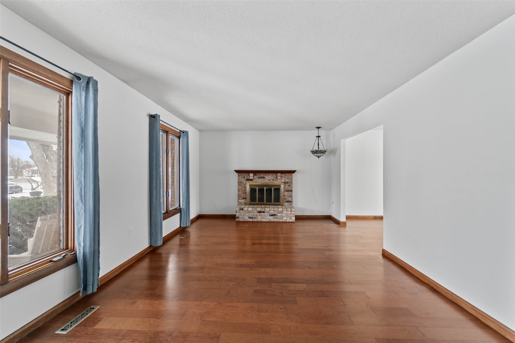 2205 Vermillion Lane