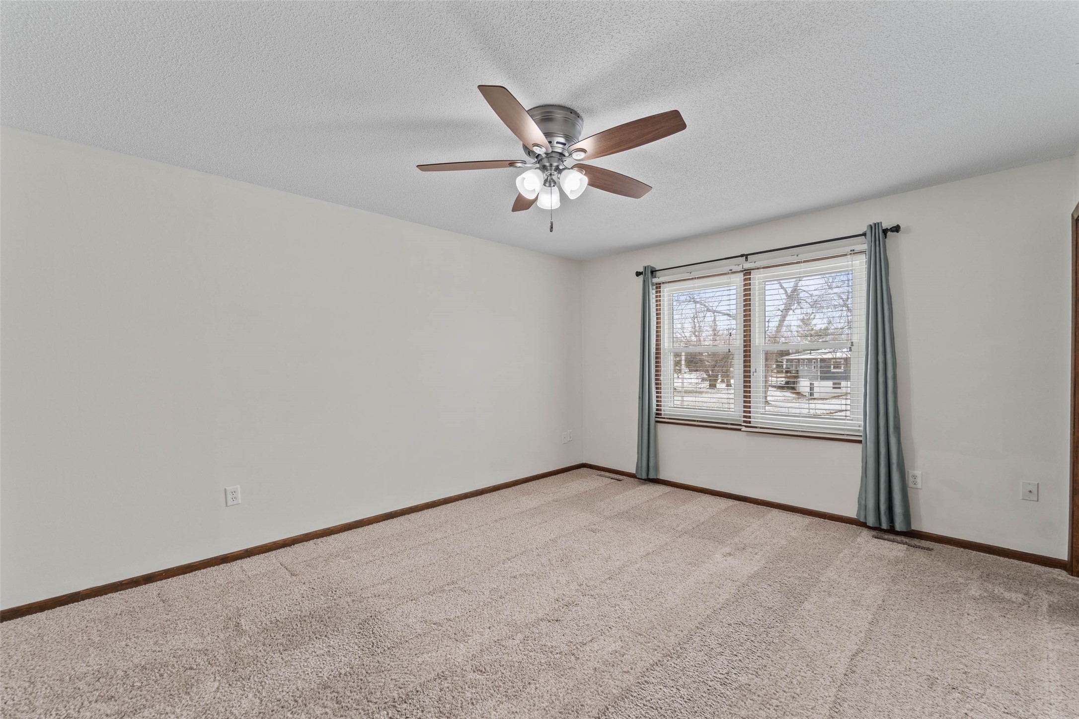 2205 Vermillion Lane