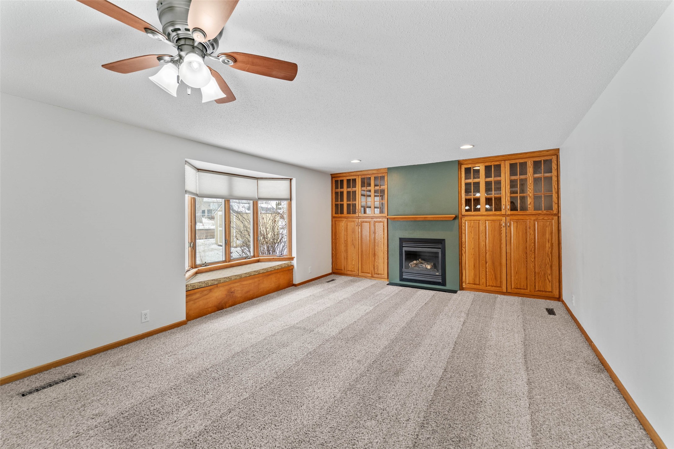 2205 Vermillion Lane