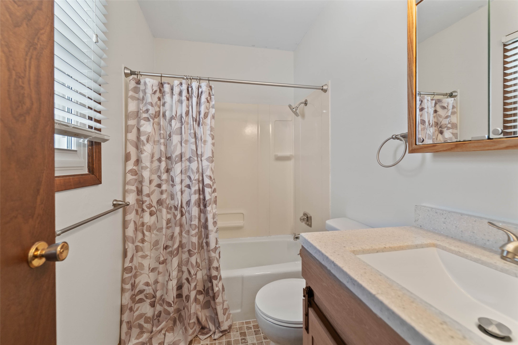 2205 Vermillion Lane