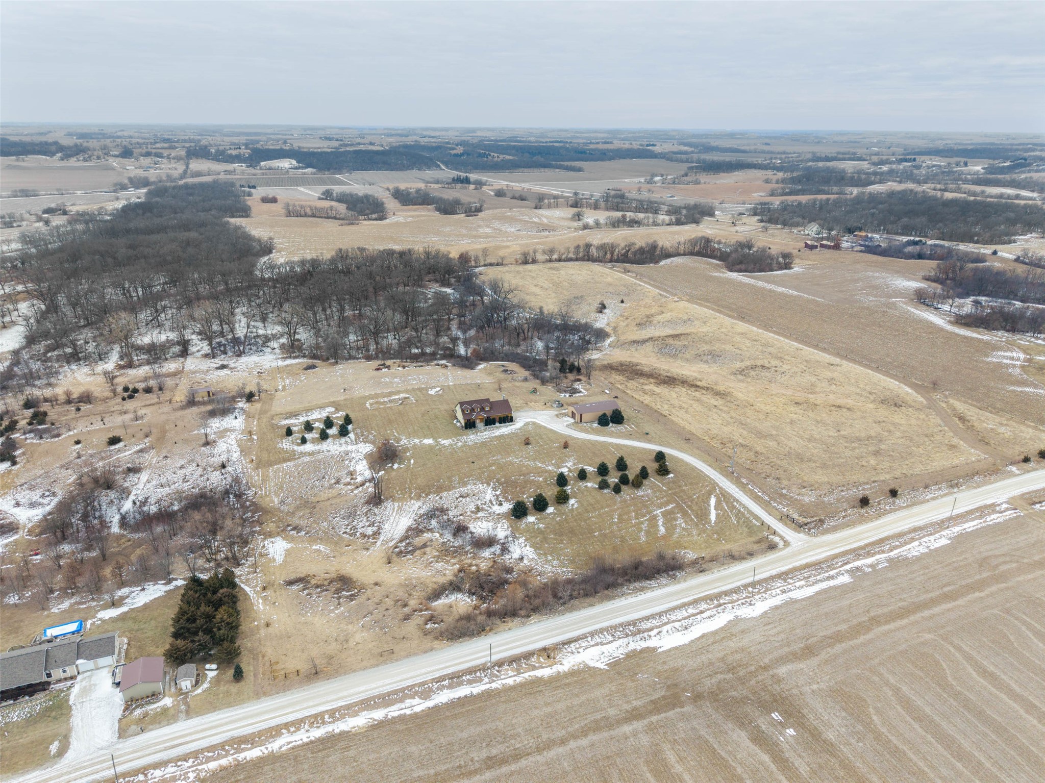 9773 N 99th Avenue W