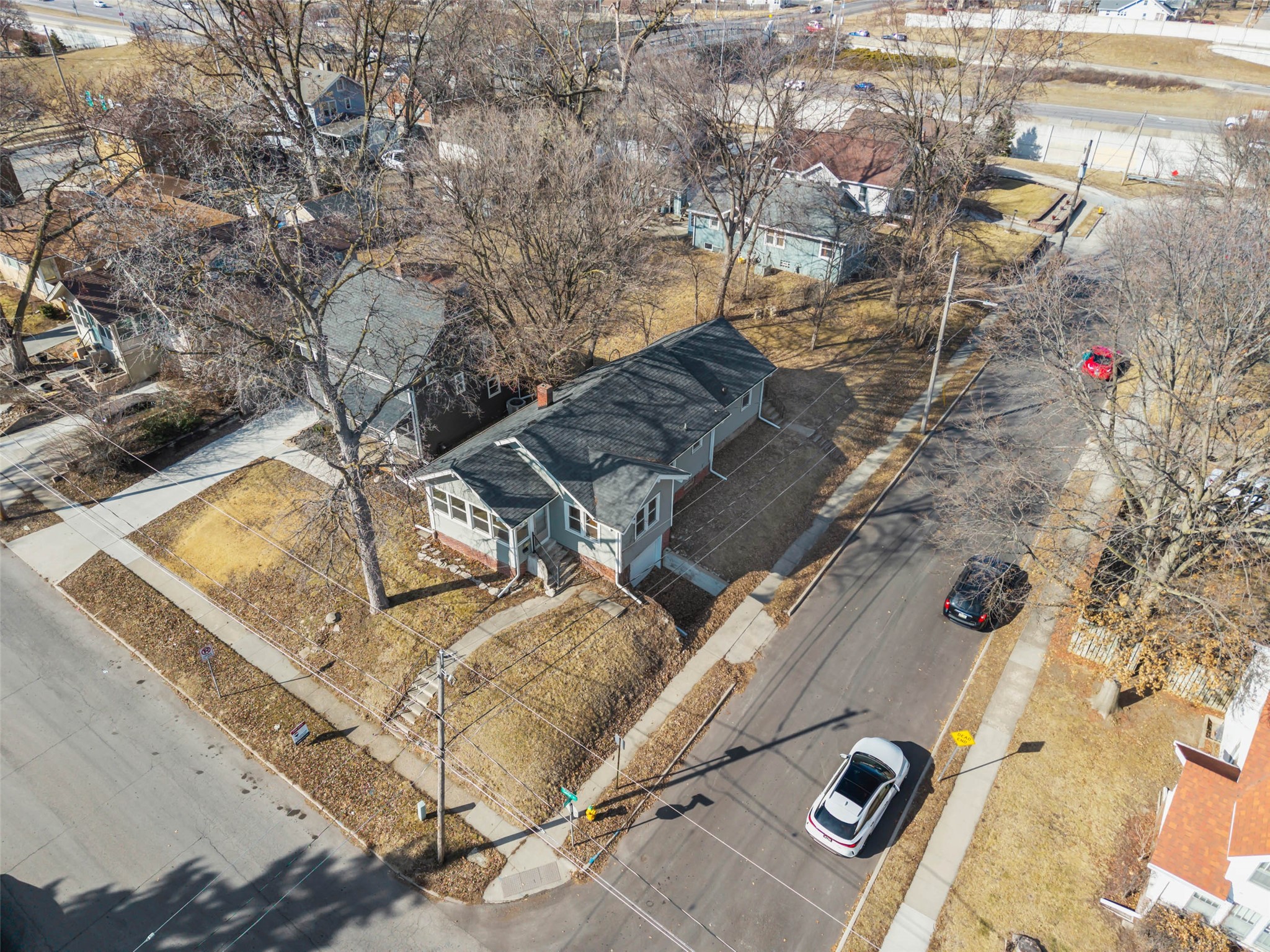 3001 Center Street