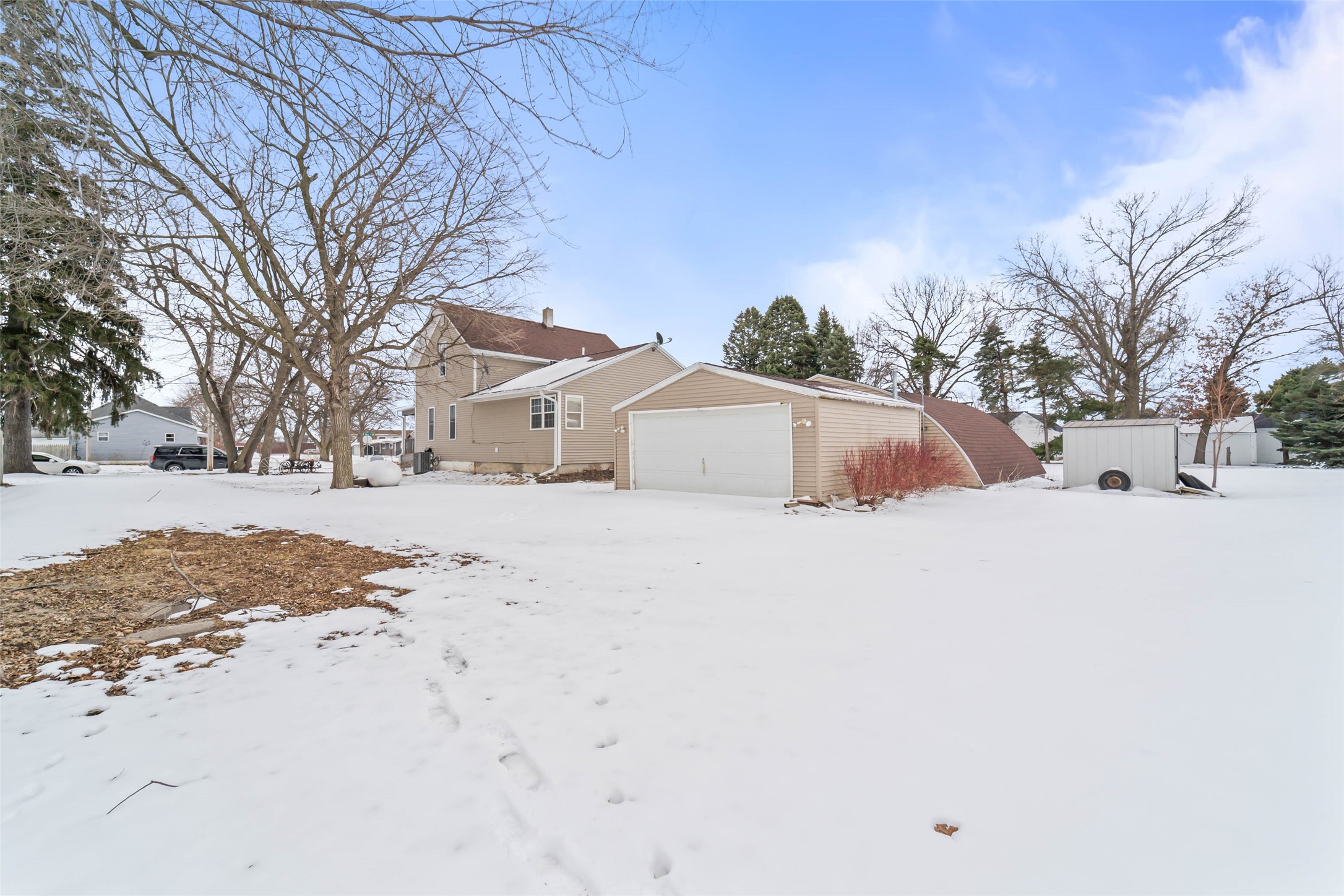 102 N West Avenue