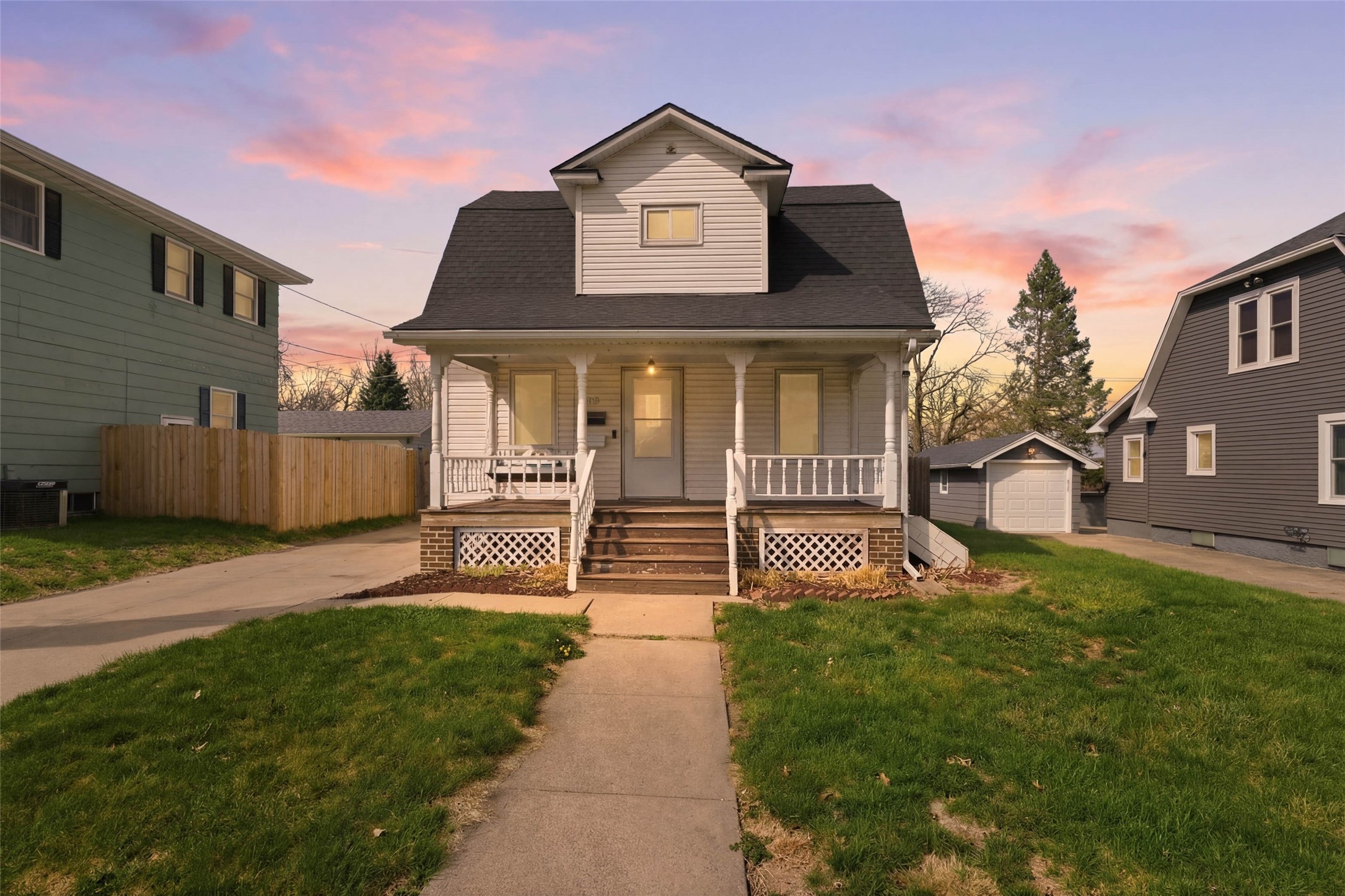 810 N 7th Avenue W