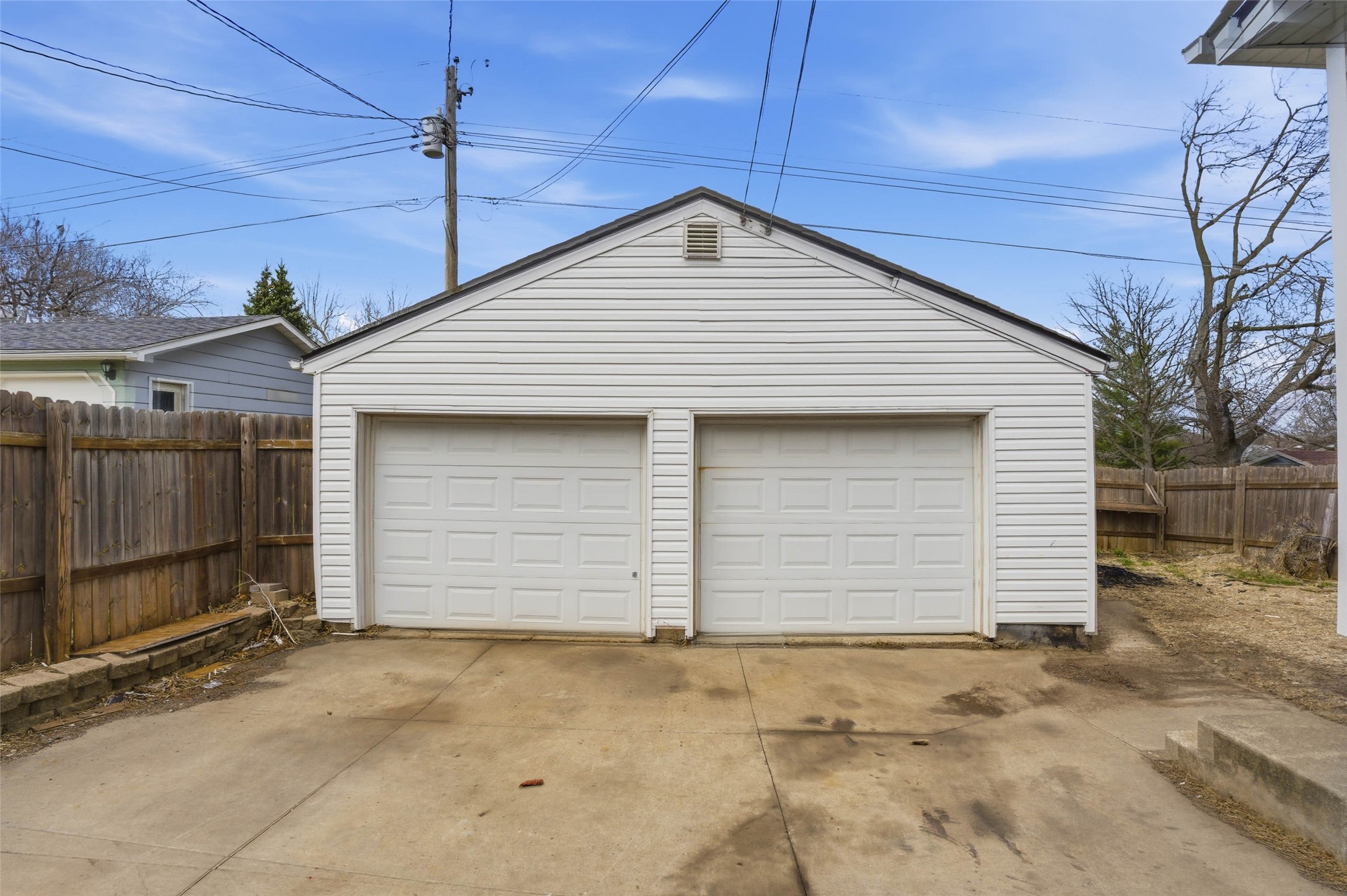 810 N 7th Avenue W