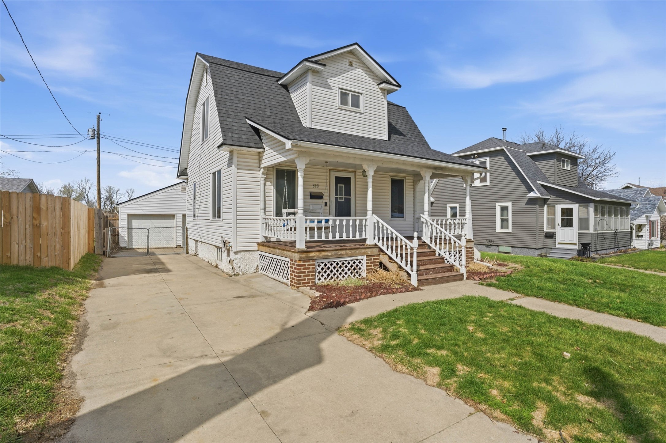 810 N 7th Avenue W
