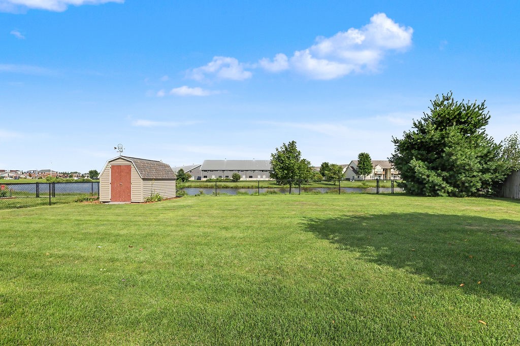 1819 NW Lakeside Drive