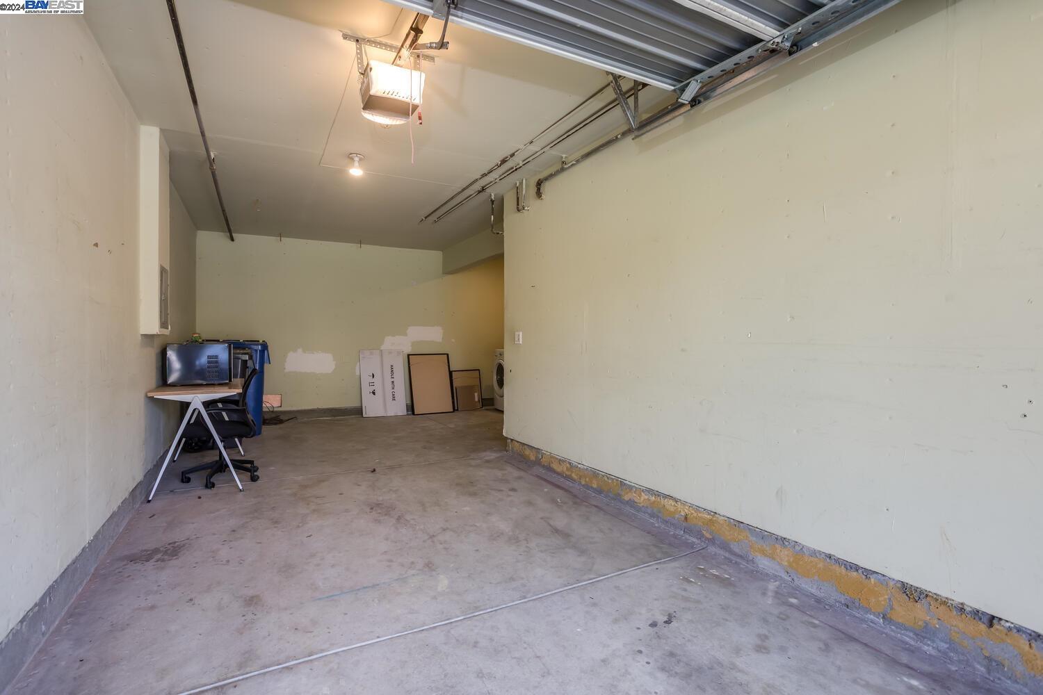 1490 Los Buellis Way