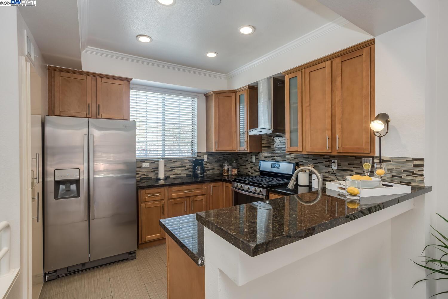 1490 Los Buellis Way