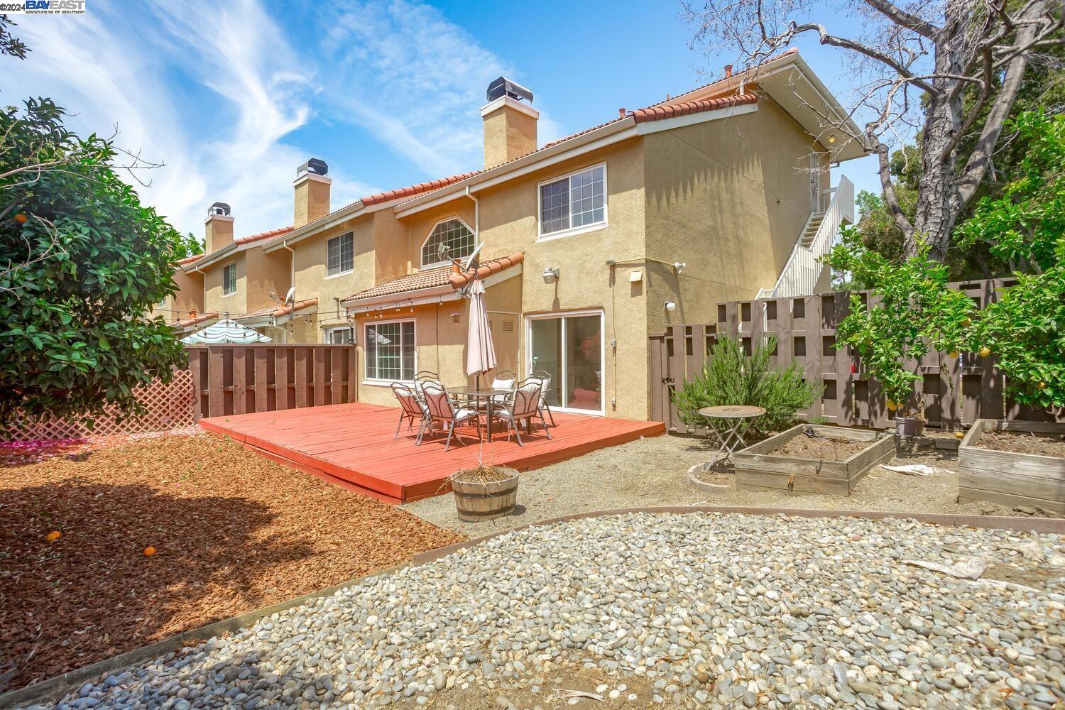 12 Blue Coral Terrace