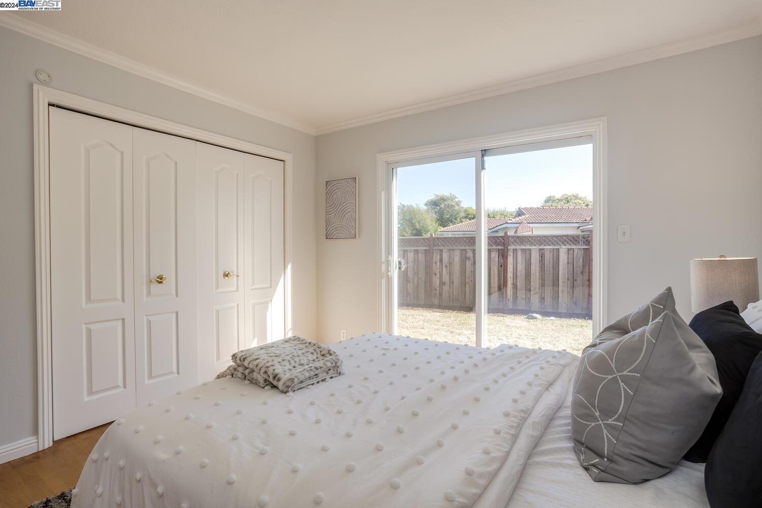 7379 Birkdale Dr