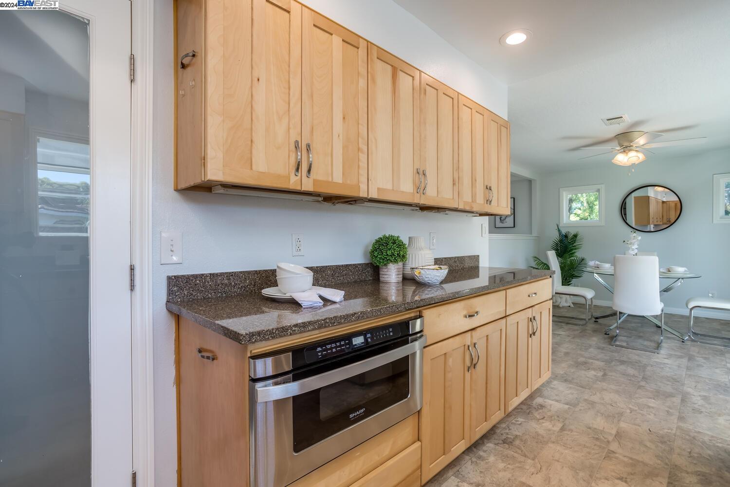 7379 Birkdale Dr