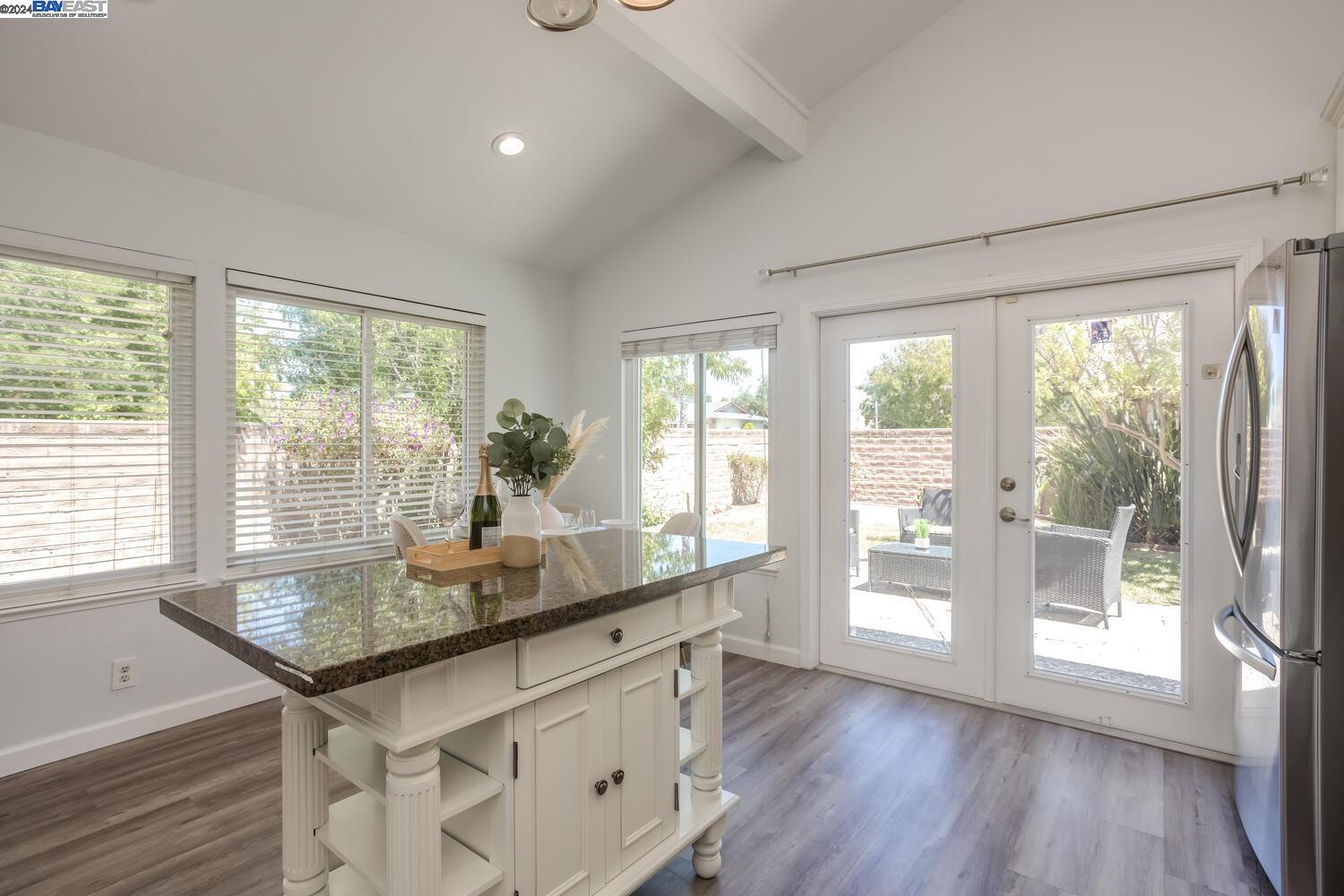 5100 Ipswich Ct