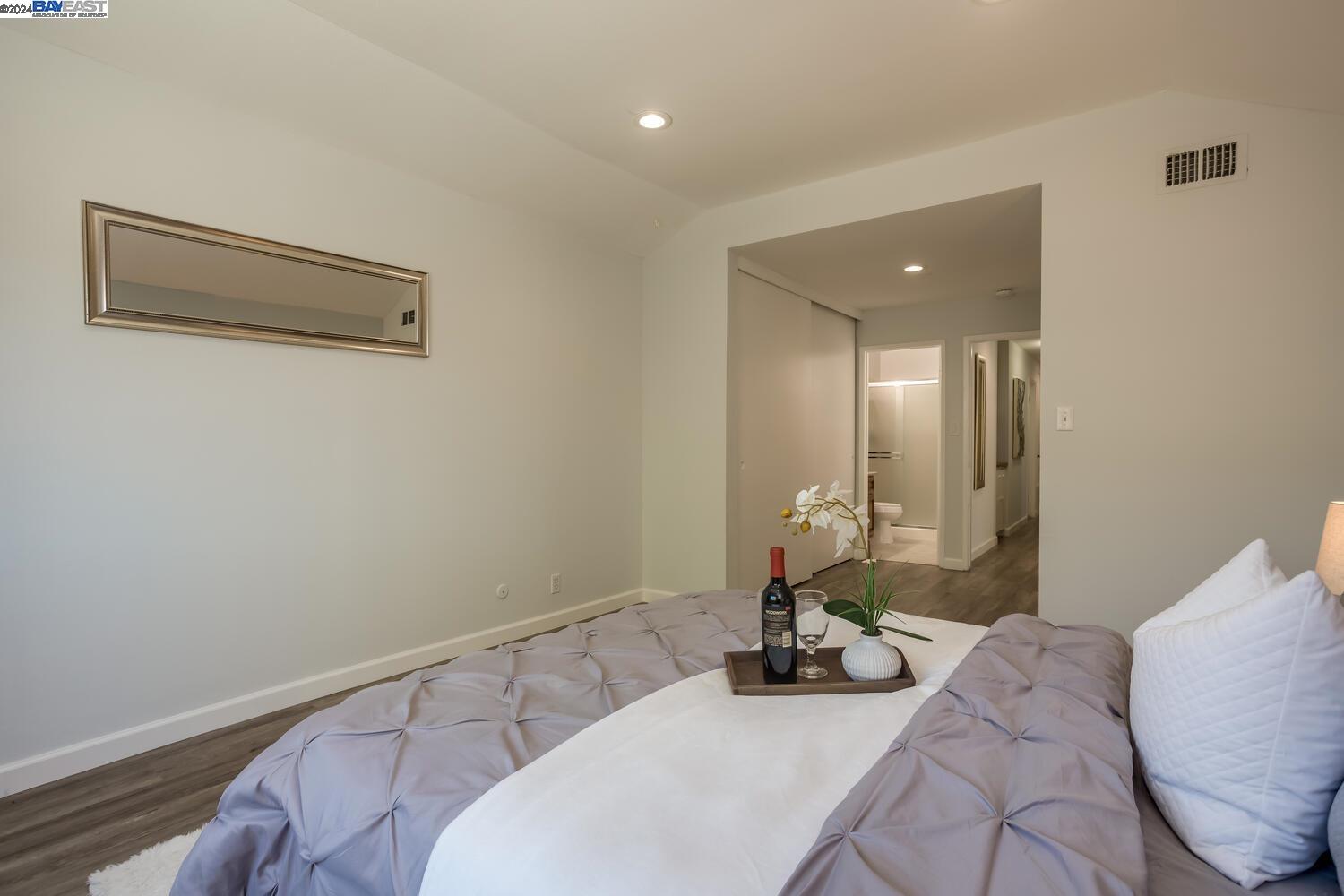 5100 Ipswich Ct